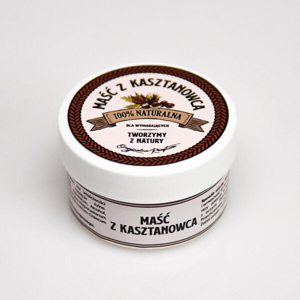 Maść kasztanowcowa to skuteczny, naturalny preparat, który wspomaga walkę z obrzękami, uczuciem ciężkich nóg oraz poprawia krążenie. Dzięki ekstraktowi z kasztanowca, maść działa wzmacniająco na naczynia krwionośne, redukuje obrzęki oraz zmniejsza uczucie zmęczenia nóg. Jest to idealny produkt do pielęgnacji nóg skłonnych do pajączków i żylaków, a także po intensywnym wysiłku fizycznym. Regularne stosowanie maści kasztanowcowej pomaga w poprawie mikrokrążenia, redukcji obrzęków i zapobieganiu występowaniu nowych problemów z naczyniami krwionośnymi. Naturalny skład sprawia, że produkt jest bezpieczny i idealny do codziennej pielęgnacji. Korzyści maści kasztanowcowej: ✔ Wzmacnia i uelastycznia naczynia krwionośne ✔ Redukuje obrzęki i uczucie ciężkich nóg ✔ Poprawia krążenie i przynosi ulgę zmęczonym nogom ✔ Naturalny skład, odpowiedni do codziennego użytku